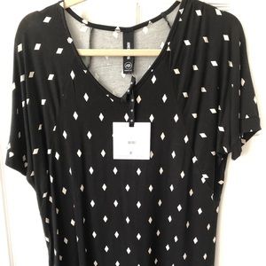 XS Agnes & Dora Love top